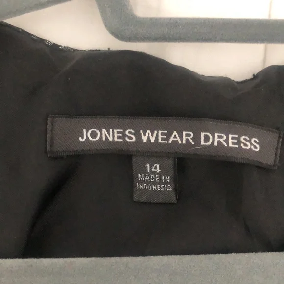 Black and silver Jones Wear Dress size 14 - Picture 2 of 3